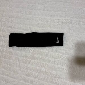 Nike Black Basketball Compression Arm Sleeve Size S-M